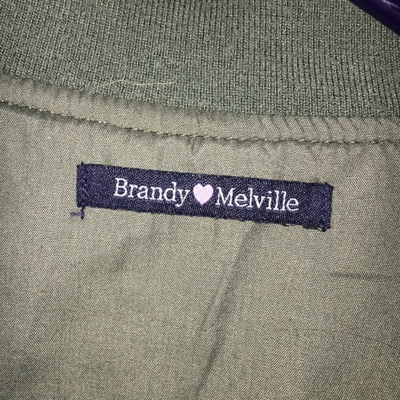 🔥NEW🔥 Brandy Melville Olive Kasey Bomber Jacket - Picture 4 of 4